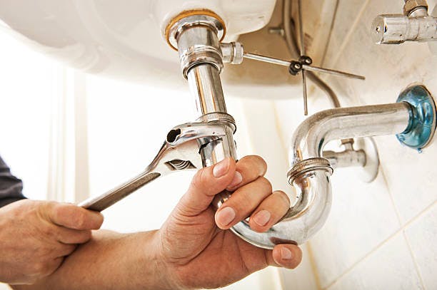 Expert Tips on Choosing the Right Plumbing Fixtures for Your Home